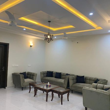 Вилла Bahria Residency Равалпинди Экстерьер фото