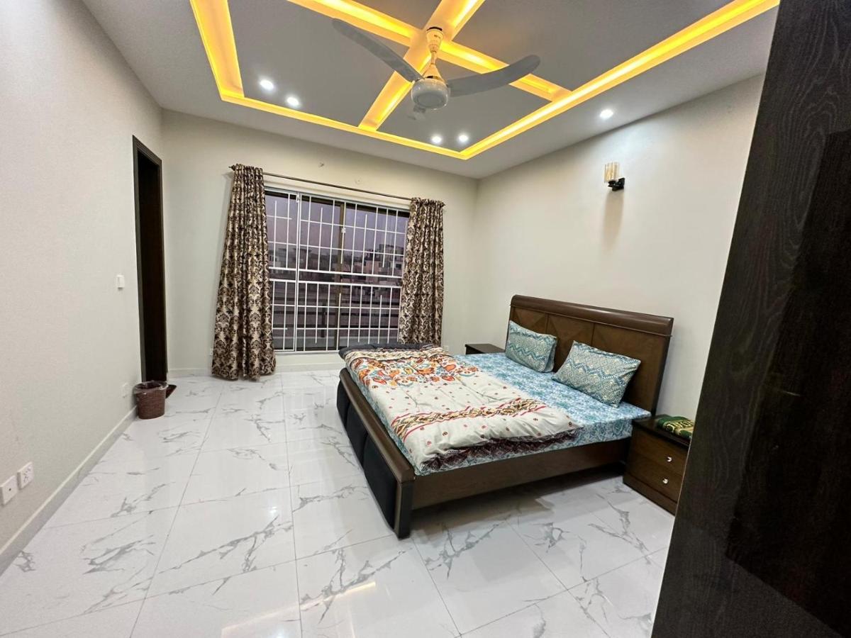 Вилла Bahria Residency Равалпинди Экстерьер фото