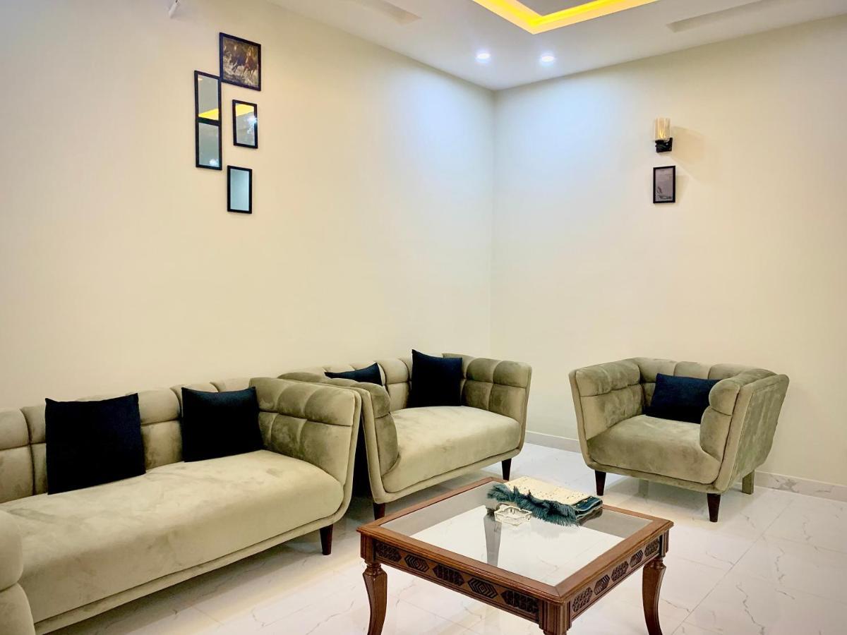 Вилла Bahria Residency Равалпинди Экстерьер фото